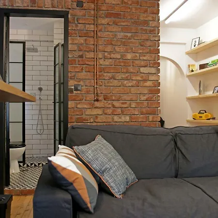 Apartment Kostas' Downtown Industrial Loft *